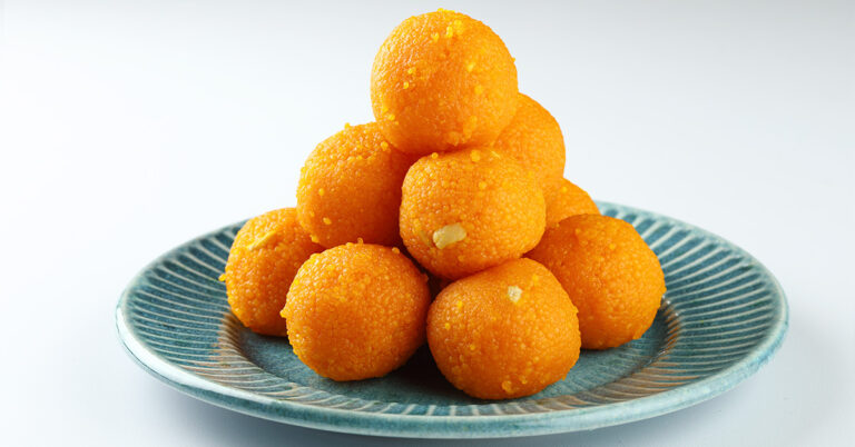 8 Indian Sweet Types: The Colorful Array of Sweet Varieties - Swiggy ...