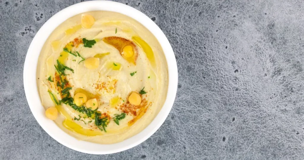 Classic Middle Eastern Hummus