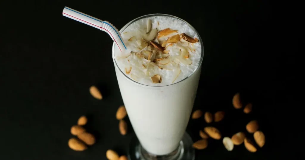 Banaras & Uttar Pradesh: Thandai-Style Lassi