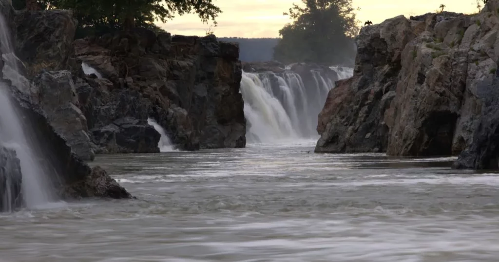 Dharmapuri Waterfall